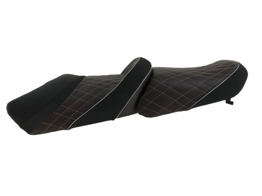 Deluxe seat2