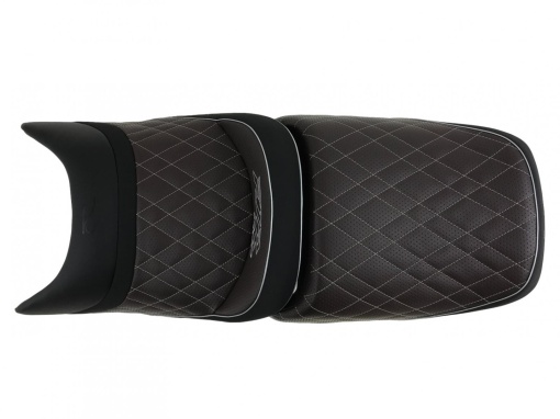 Deluxe seat3