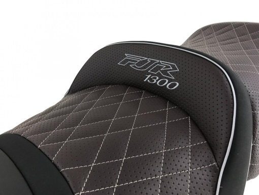 Deluxe seat4