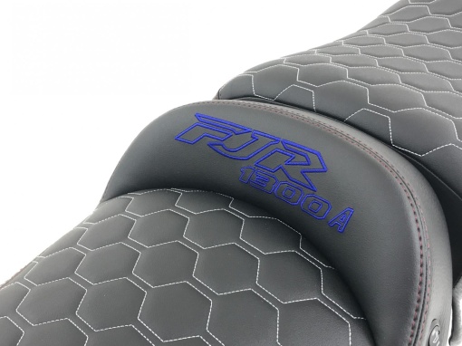 Deluxe seat4