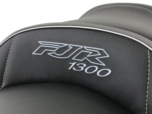 Deluxe seat4