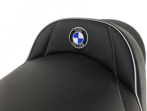 Deluxe seat4