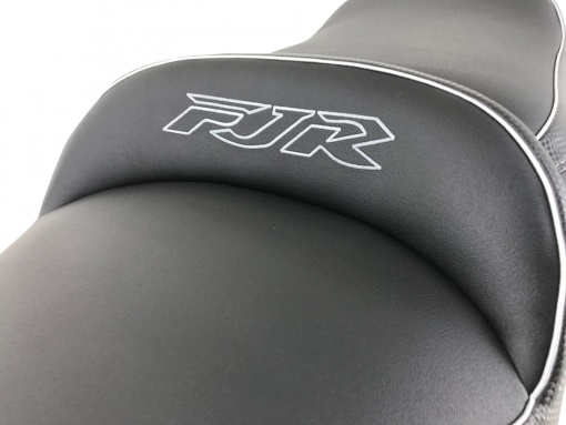 Deluxe seat4